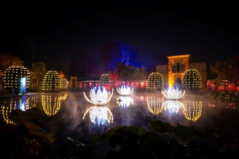 Christmas Garden Stuttgart 2019 Romantischer Seerosenteich Christmas Garden Wecause